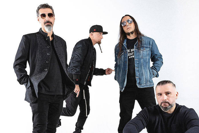 Latam lança voos extras de BH para São Paulo para shows do System of a Down