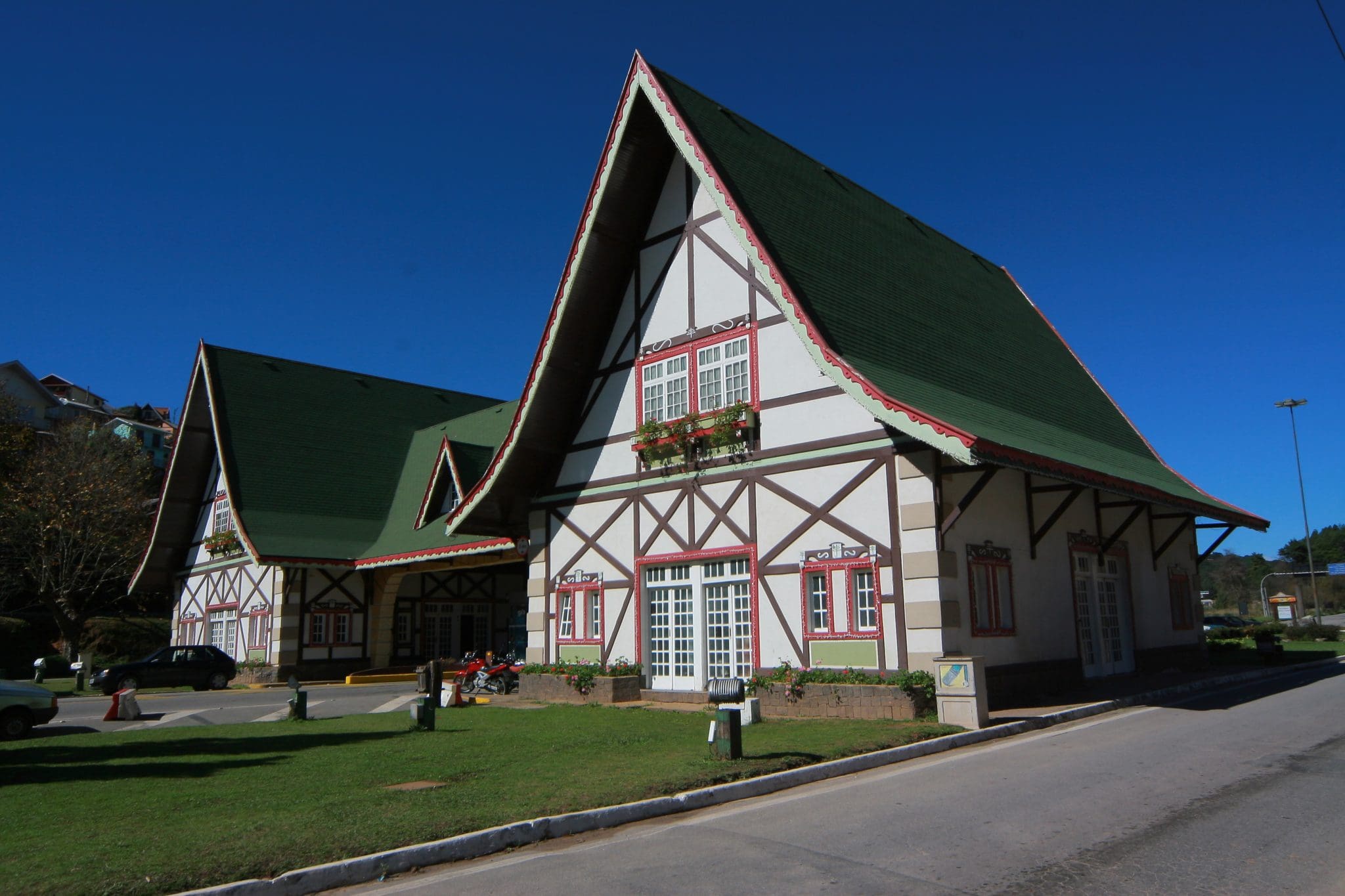Campos do Jordão (SP) oferece programação especial de Dia das Crianças com experiências familiares na natureza