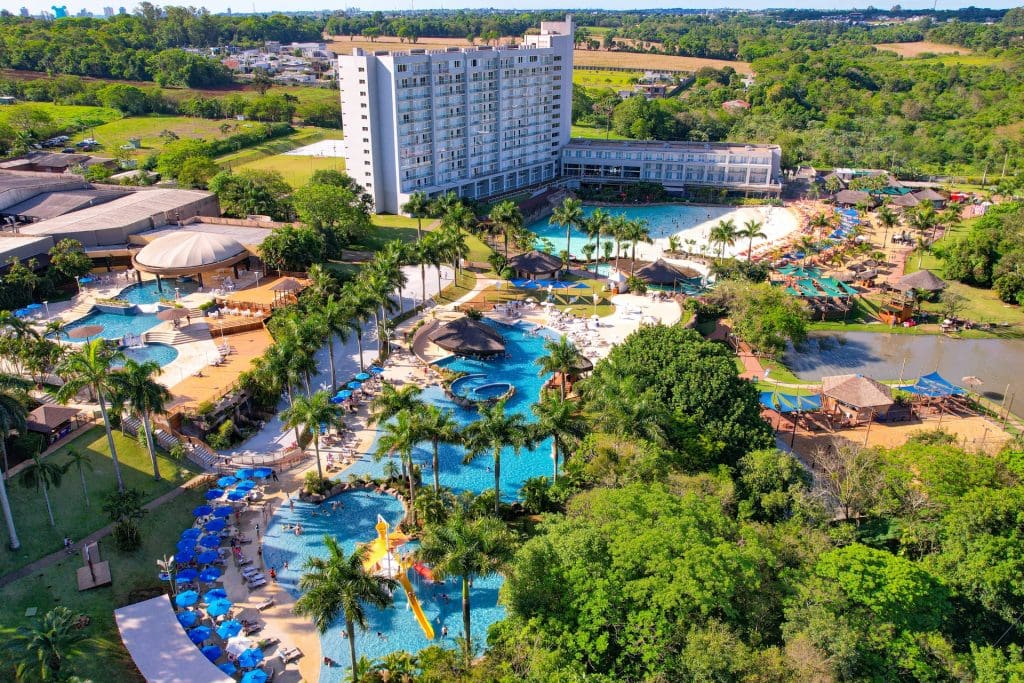 Grupo Mabu registra crescimento acima das metas de 2025 com desempenho em hotelaria e aumento no Blue Park em Foz do Iguaçu