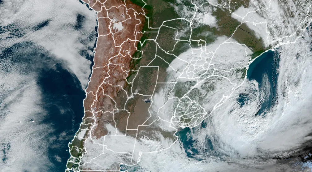Ciclone extratropical acende alerta para voos no Sudeste, Centro-Oeste e Nordeste