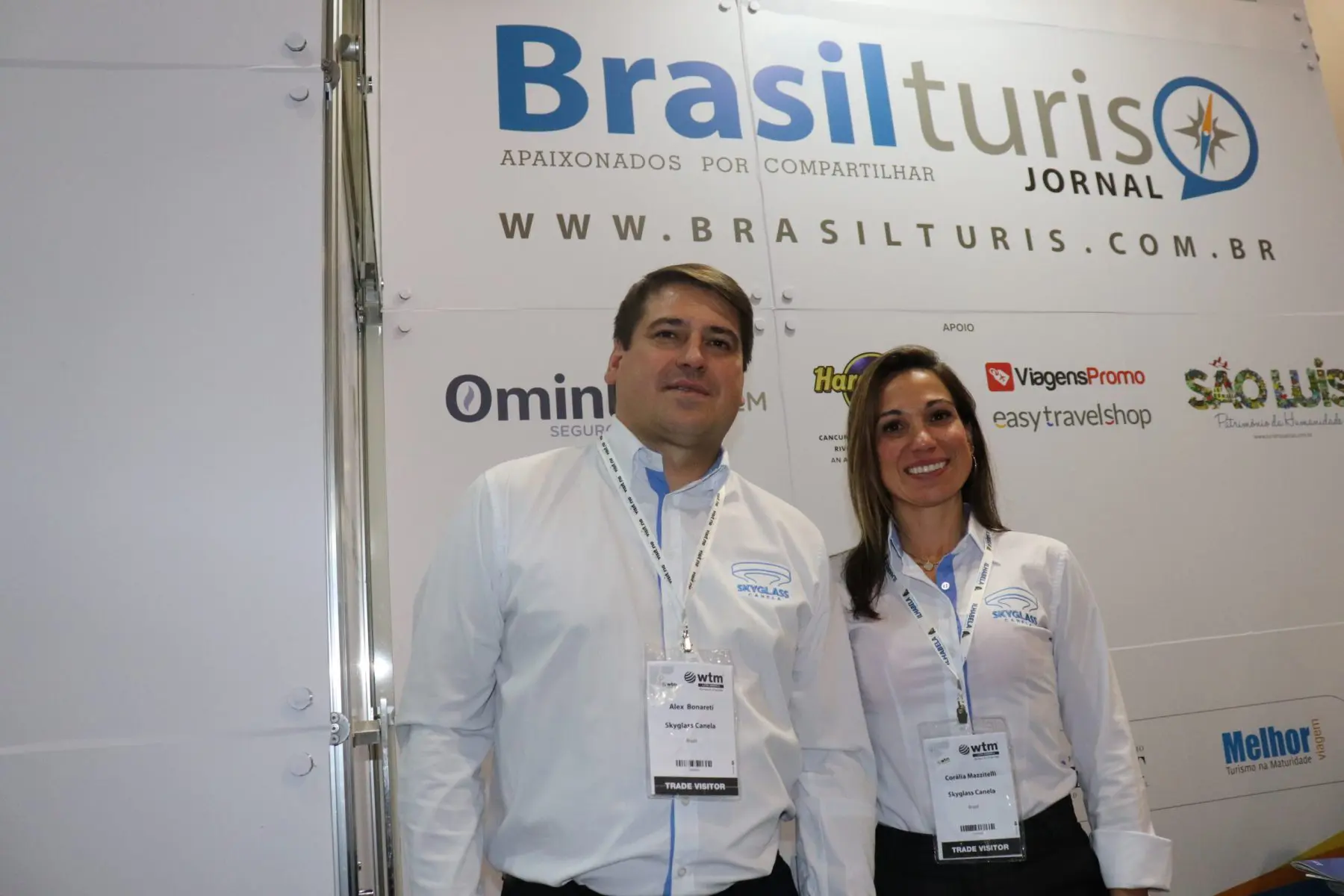 alex-bonareti-diretor-e-coralia-mazzitelli-gerente-comercial-skyglass-scaled