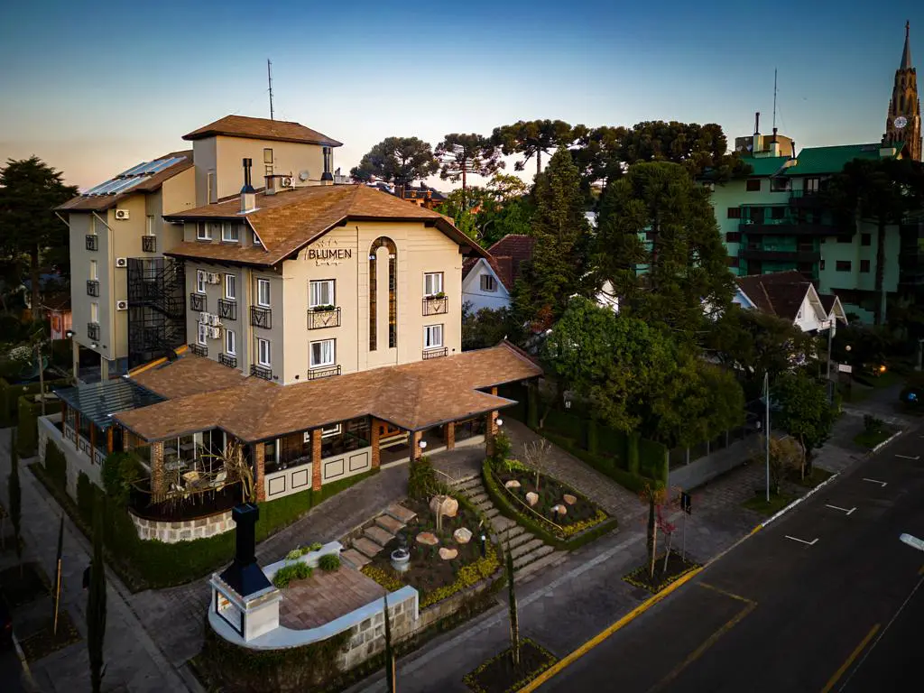 fachada-drone1-sergio-azevedo