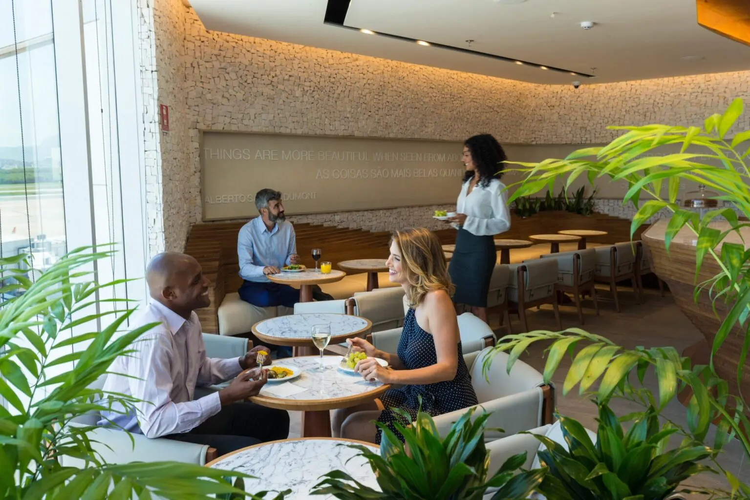 gig-paid-lounge-access-scaled