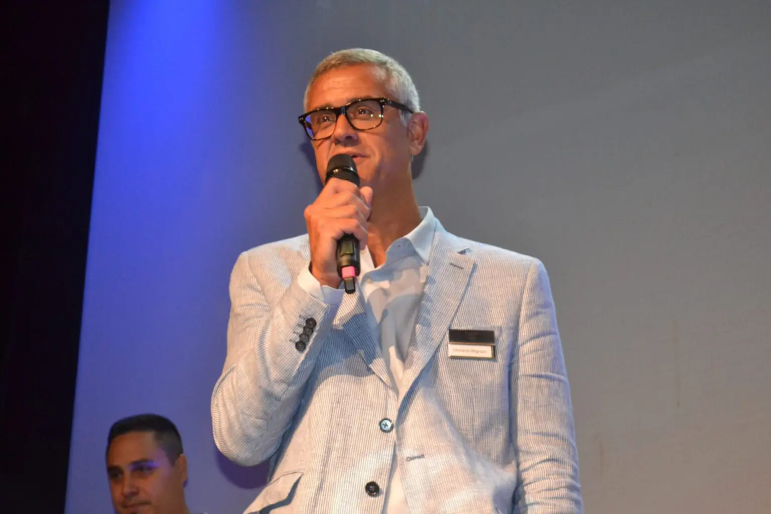 leonardo-migani-tp-air-scaled New Age