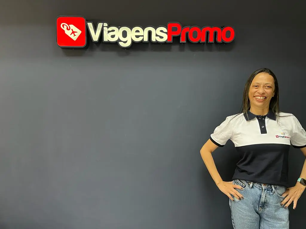 ngela-nascimento-departamento-aereo