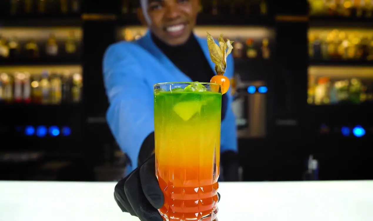 roberto-rosa-rainbow-drink