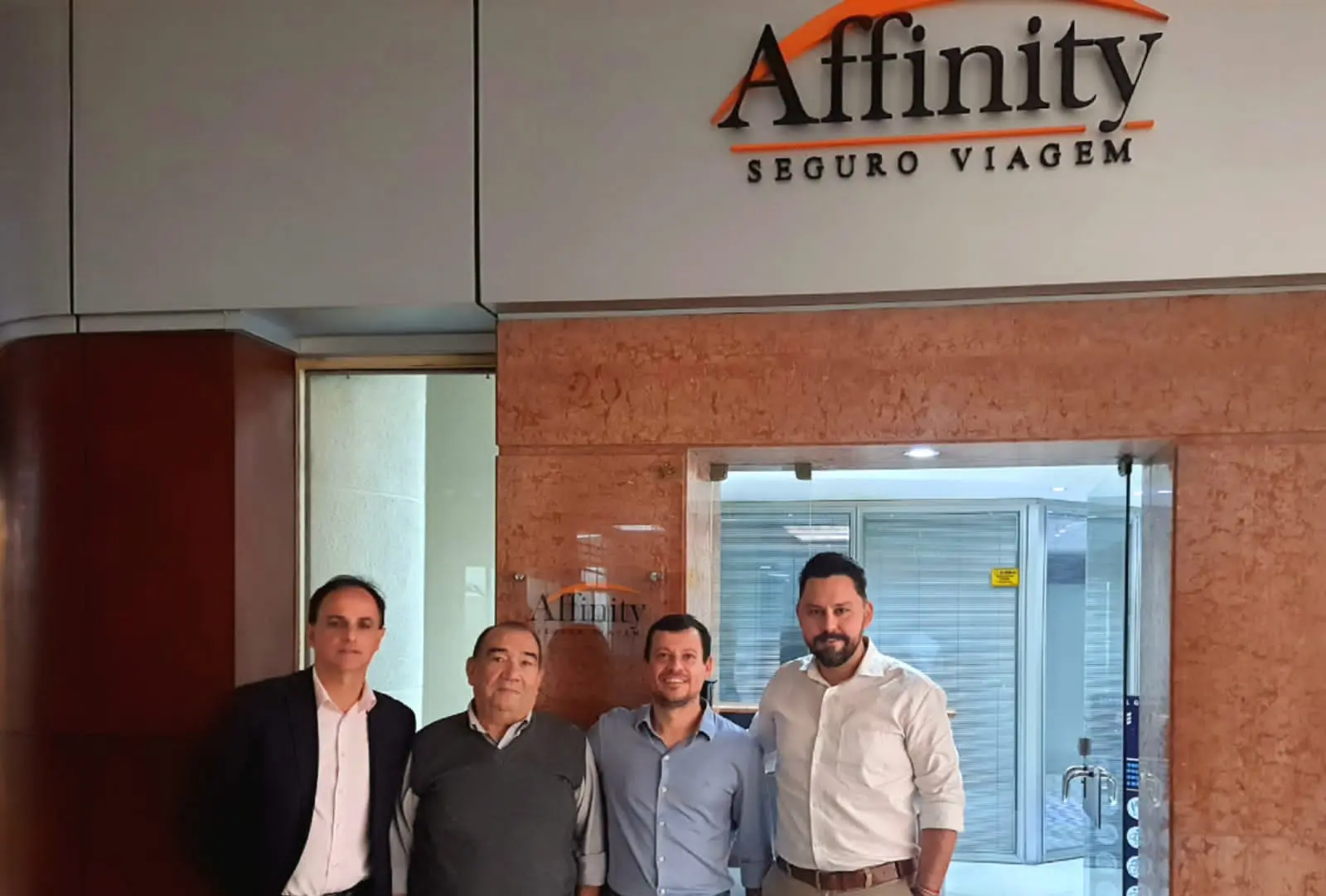 wilson-ramos-gerente-comercial-da-affinity-em-sp-marilberto-franca-ceo-da-affinity-emerson-camilo-ceo-da-tailor-travel-services-e-joao-marcos-woitchecosky-comercial-da-affinity