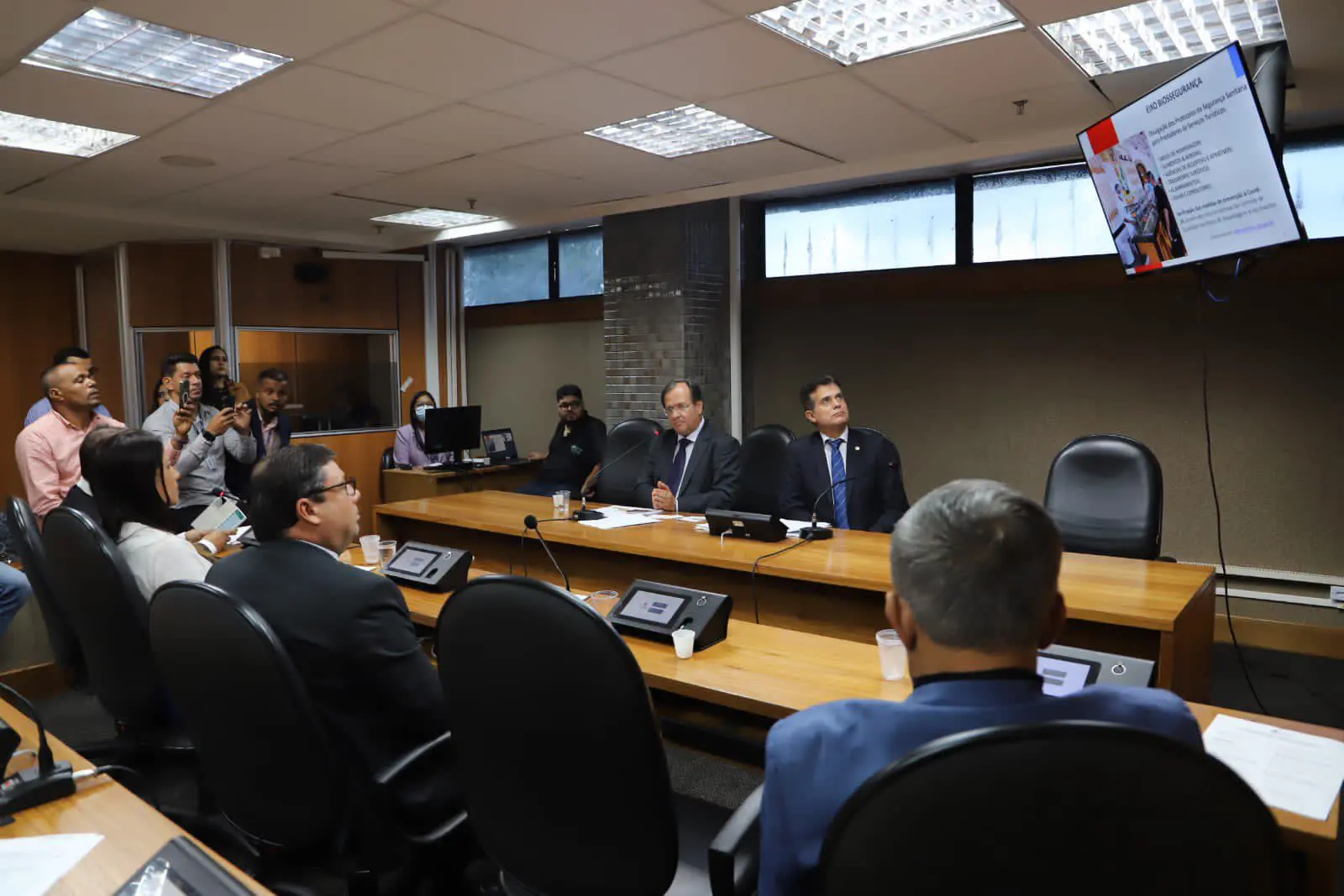 Secretário Bacelar apresenta avanços no turismo da Bahia em audiência na Alba Secretário Bacelar apresenta avanços no turismo da Bahia em audiência na Alba