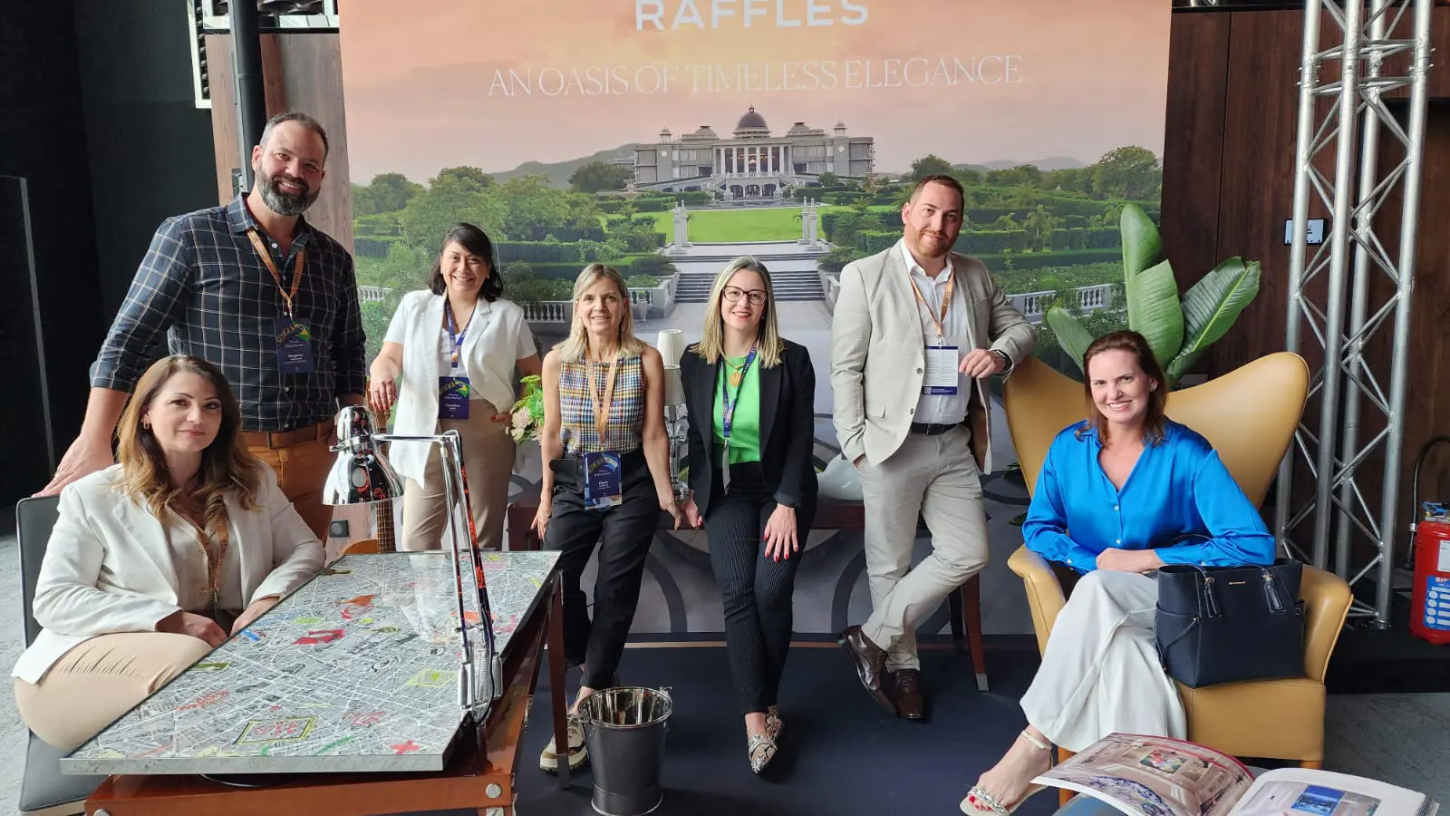Milena Daniel, da Central de Eventos, Rogerio Caporossi, da Renase, Carolina Gaete, da Accor, Paula Conforte, da Furlong Fox, Gabriella Spinola, da Accor, Rafael Leonildo da Copastur, e Gabrielle Garcia, da Incentivare. Foto: Divulgação Milena Daniel, da Central de Eventos, Rogerio Caporossi, da Renase, Carolina Gaete, da Accor, Paula Conforte, da Furlong Fox, Gabriella Spinola, da Accor, Rafael Leonildo da Copastur, e Gabrielle Garcia, da Incentivare. Foto: Divulgação