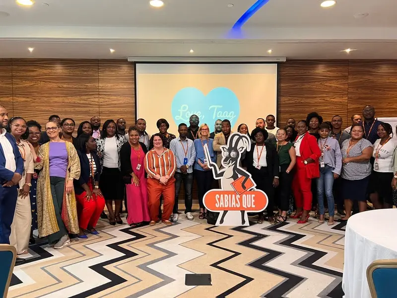 Equipe de vendas e atendimento da Taag durante treinamento. Foto: Divulgação