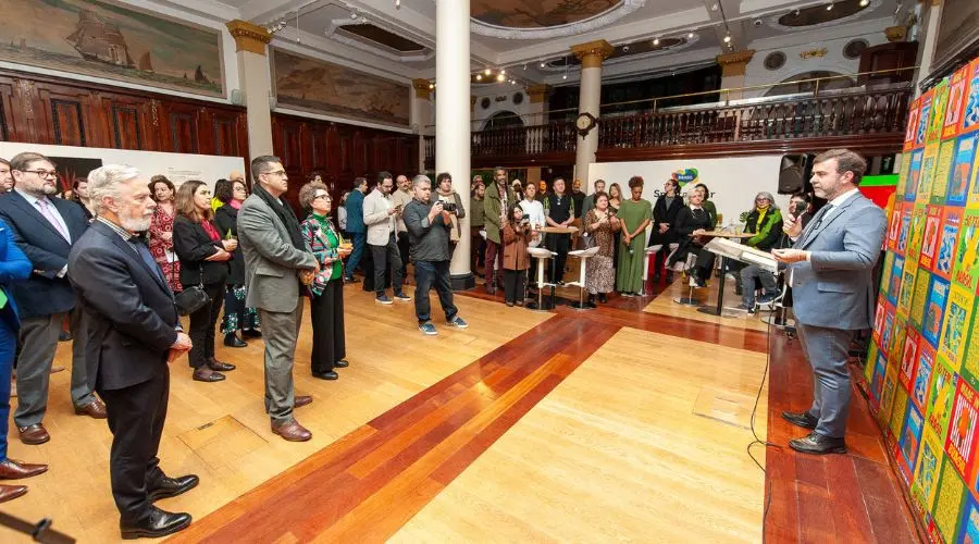 unnamed-5 O presidente da Embratur, Marcelo Freixo, assinou uma parceria inédita com a plataforma TripAdvisor que, agora, passa a ter uma página exclusiva sobre o afroturismo no Brasil (Foto: Divulgação/Embratur)