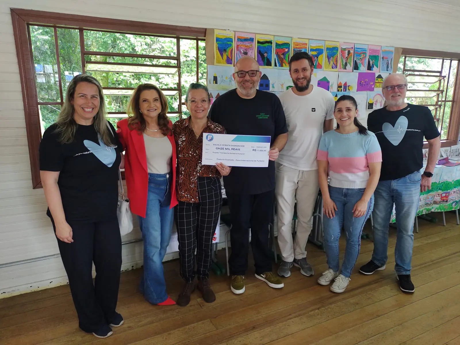 Doação Escola Vicente Casagrande Festuris