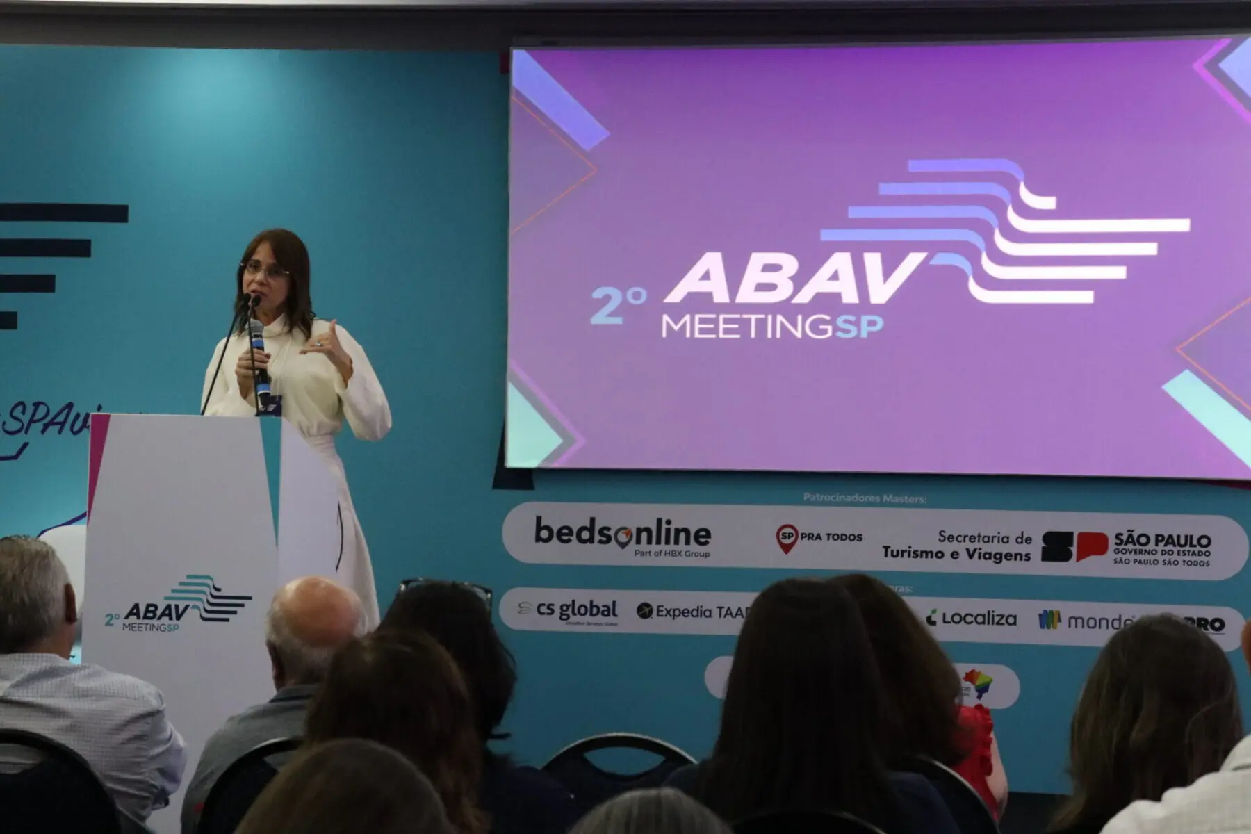 Patrícia Villago garante, durante Abav Meeting, que o país sabe receber os turistas Patrícia Villago garante, durante Abav Meeting, que o país sabe receber os turistas