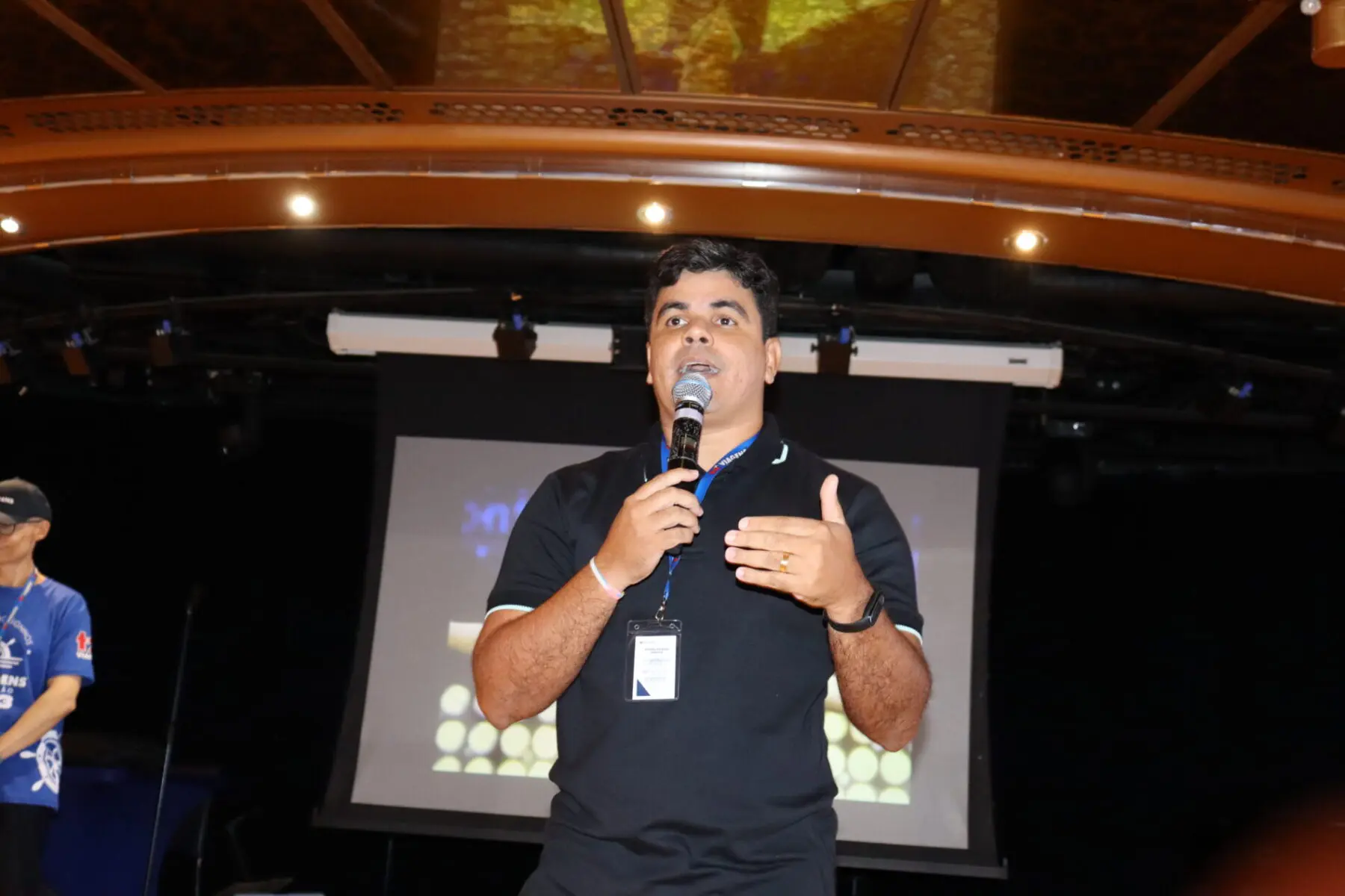 Rafael Santos inspira agentes a começar 2024 focando em uma comunicação estratégica e direcionada Rafael Santos inspira agentes a começar 2024 focando em uma comunicação estratégica e direcionada