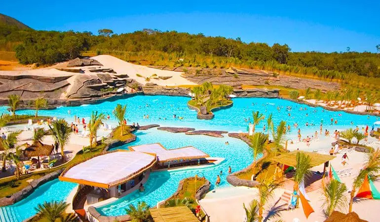 Caldas-Novas-um-destino-quente-por-natureza-credito-rio-quente-resorts-770x450