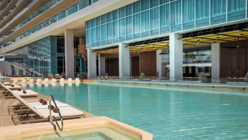 Hyatt Vivid, resort, Cancún, inaugurado, marca