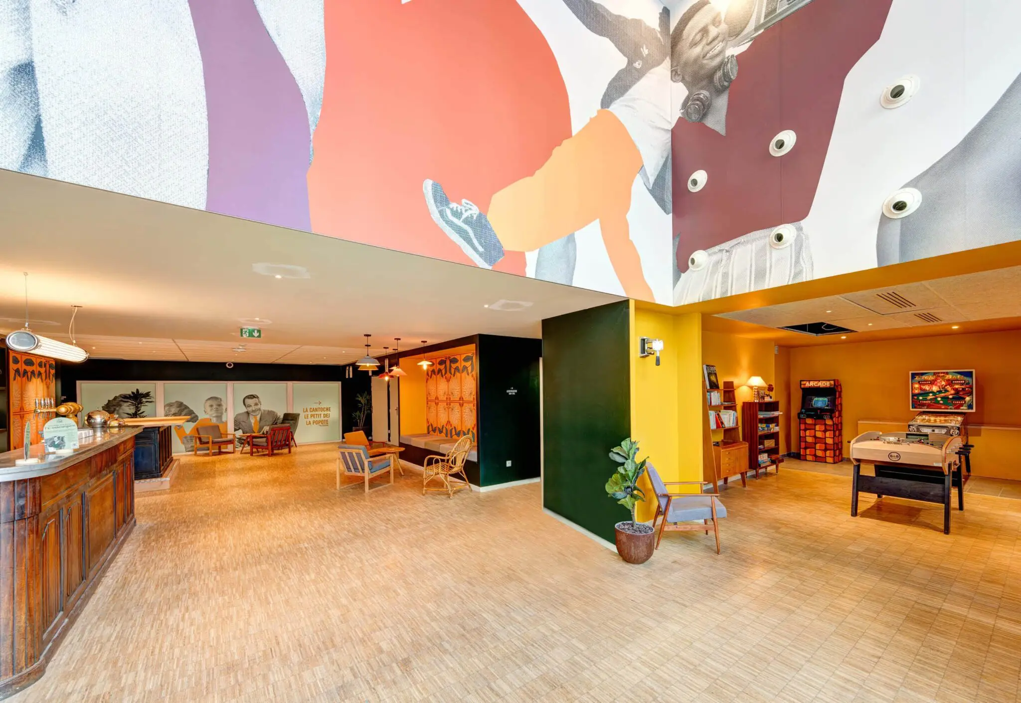 home-paris-mairie-st-ouen-4783-lobby-3-37025 B&B Hotels