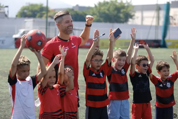 Stella Barros Turismo oferece pacotes para a 1º Flamengo Soccer Camp, em Orlando