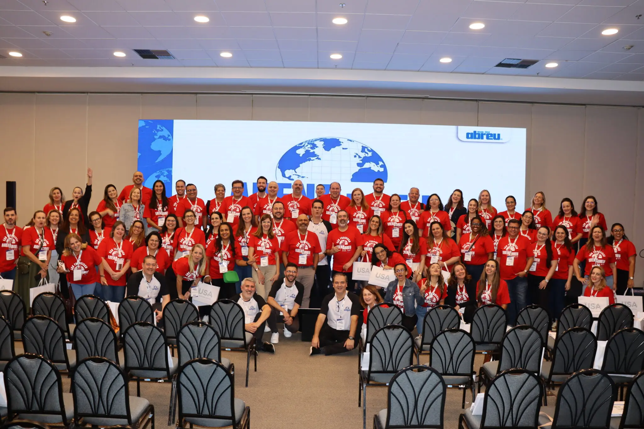Agentes de viagens da Arena Abreu puderam ficar por dentro de todas as novidades de produtos e destinos Agentes de viagens da Arena Abreu puderam ficar por dentro de todas as novidades de produtos e destinos
