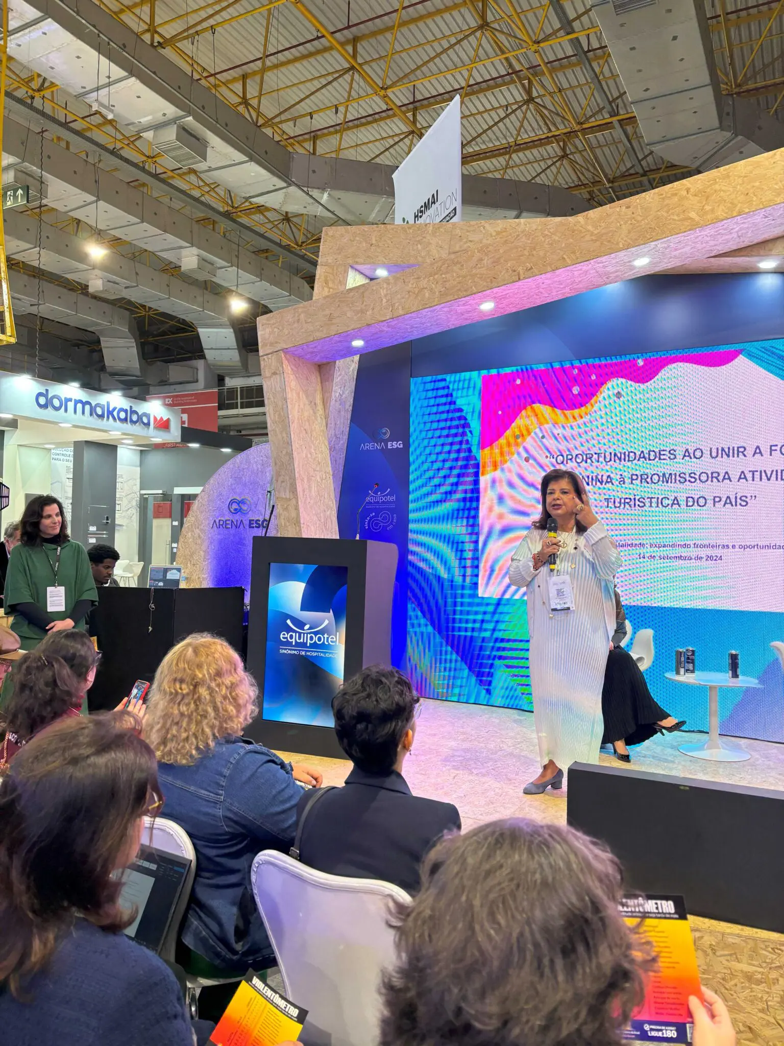 Arena ESG- Luiza Helena Trajano Luiza Helena Trajano, CEO da Magazine Luiza, discursa na Arena ESG (Foto: Divulgação)