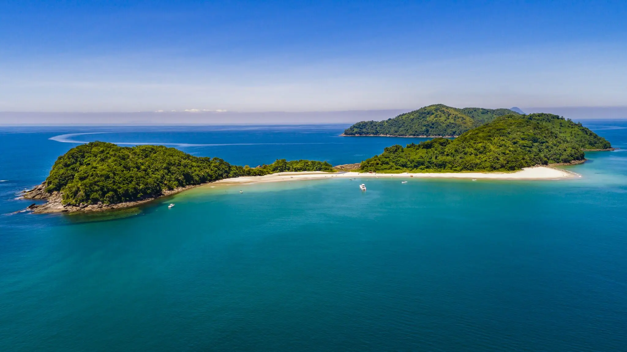 AS-ILHAS-Foto-Marcos-Bonello As cinco cidades que compõem o Circuito Litoral Norte de São Paulo – Bertioga, Caraguatatuba, Ilhabela, São Sebastião e Ubatuba (Foto: Divulgação)