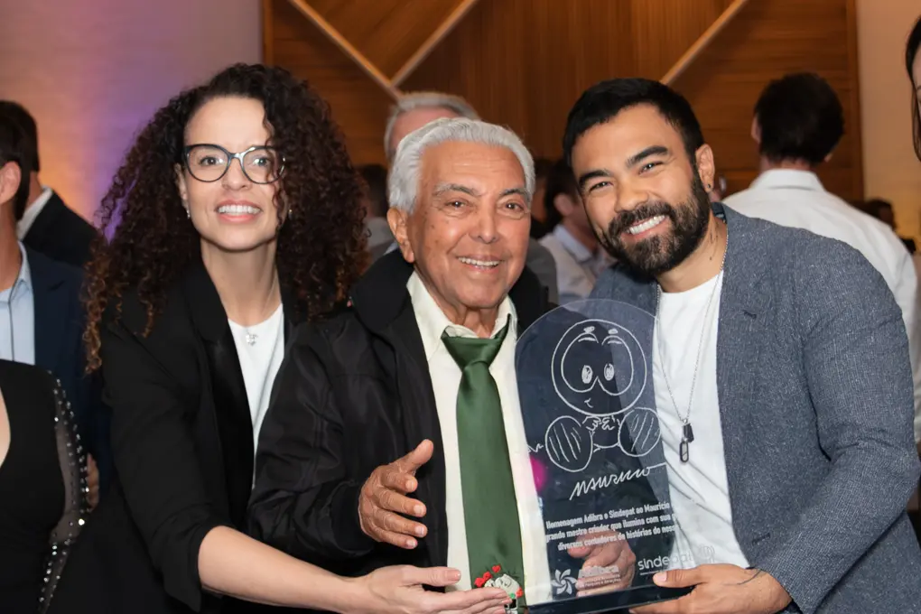 Vanessa-Costa-Mauricio-de-Sousa-e-Mauro-Sousa Prêmio Maurício de Souza