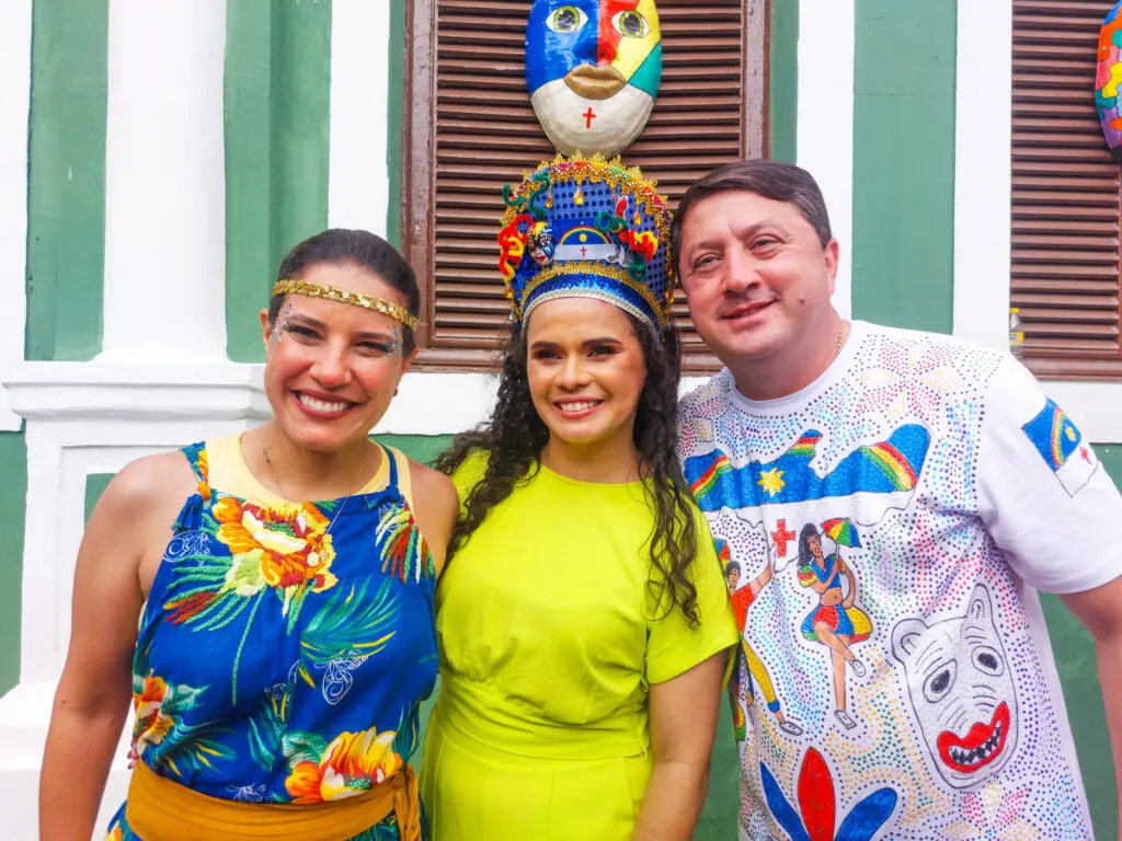 Autoridades de Bezerros também aproveitaram o desfile e participaram da festa (foto: Geovana Fraga)