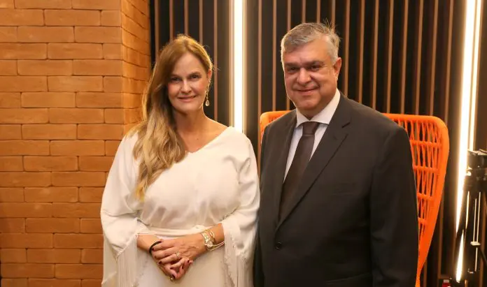 Flavia-Badaro-presidente-da-ABIH-MG-e-Rodrigo-Cancado-vice-presidente-da-ABIH-MG