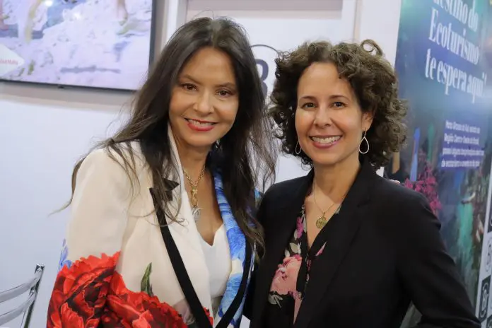 Carolyn Corrigan e Melina Martinez, ambas Vendas do Greater Miami Convention & Visitors. Crédito: Felipe Lima/bRASILTURIS