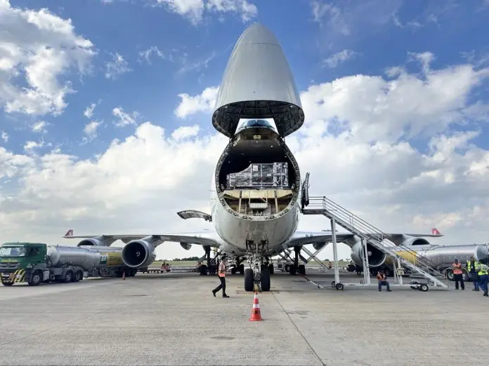 Lady Gaga - Isabella Assis (3) Viracopos recebe equipamentos para show da Lady Gaga. Crédito:Isabella Assis/Viracopos