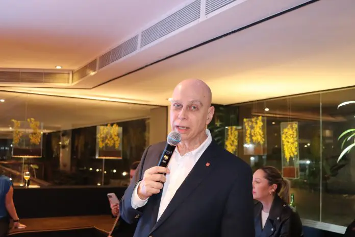 Lawrence Reinisch Lawrence Reinisch, representante do Turismo da Coreia no Brasil. Crédito: Brasilturis
