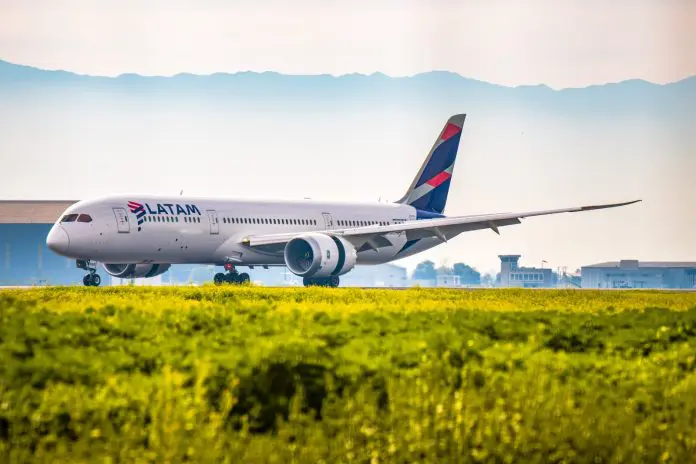 Durante Cop30, a Latam terá oferta de assentos 25% maior em Belém. Crédito: Divulgação/Latam