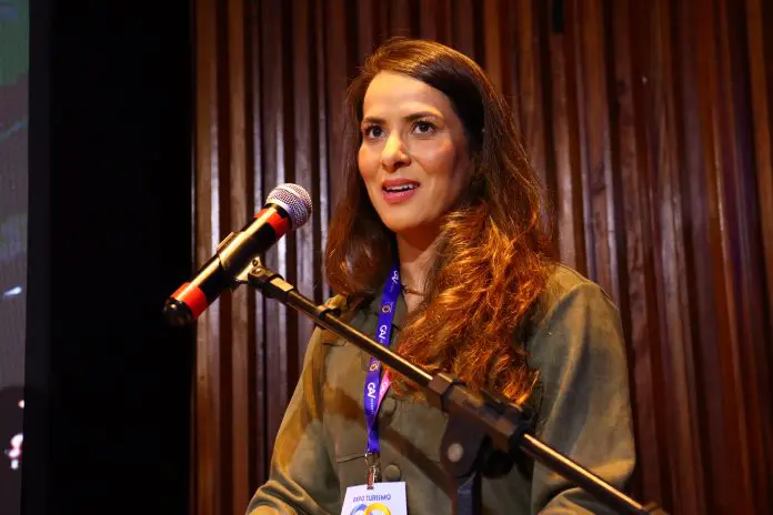 Janara Braga, chefe de gabinete do Ministério do Turismo (MTur) na abertura da Expo Turismo Goiás. Crédito: Felipe Lima/Brasilturis