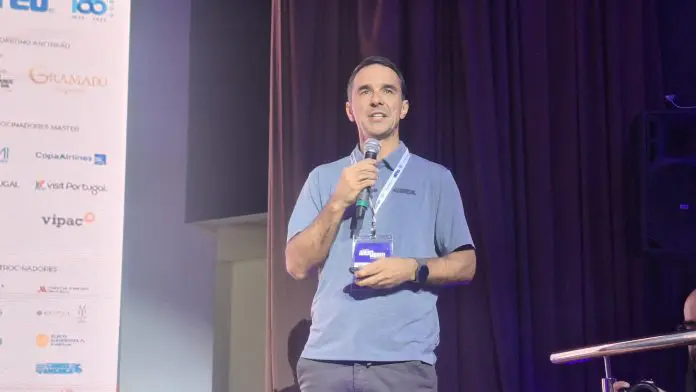 Eduardo Genekian Cruise America