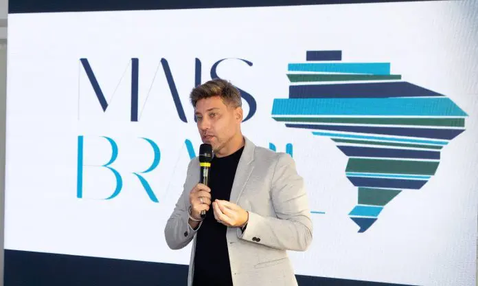 MAIS BRASIL VIAGENS_FlavioValle_bx Mais Brasil 848%