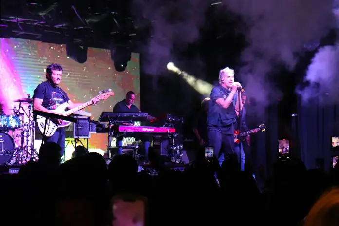 Banda Jota Quest embalou a noite final do encontro promovido pela EHTL Viagens EHTL Mega Fam 2025 Jota Quest