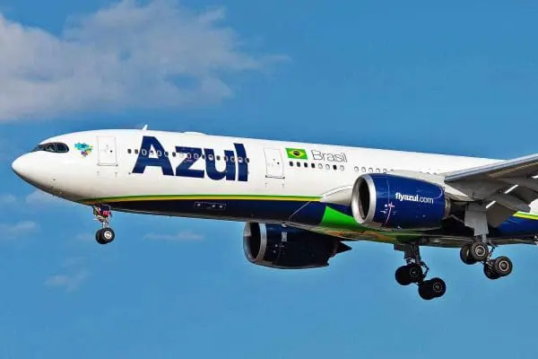 Azul anuncia 100 voos extras para Aracaju na alta temporada de verão 2025/2026