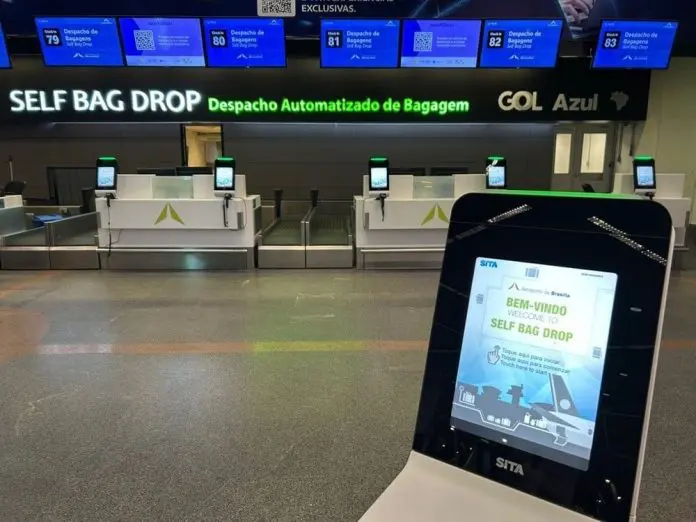O serviço permite que o passageiro realize o despacho de forma autônoma, em processo estimado em 40 segundos. Crédito: Divulgação/Sita