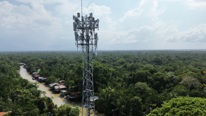 Instalada antena 5G na Ilha do Combu como parte do legado de conectividade da COP30 em Belém Instalada antena 5G na Ilha do Combu como parte do legado de conectividade da COP30 em Belém
