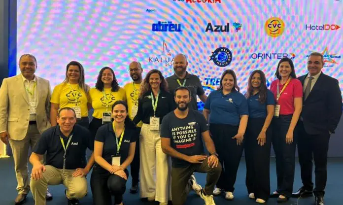 Agentes de viagens durante o “Vender Orlando é só Alegria” Azul Orlando