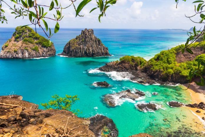 Morro Dois Irmãos- Fernando de Noronha. Crédito_Divulgaçao Pernambuco