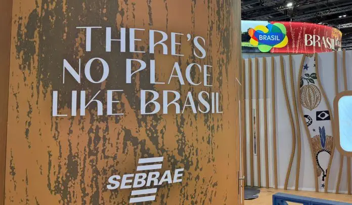 Vitrine para o turista internacional, o estande brasileiro posiciona o país como um anfitrião de excelência, preparado para receber viajantes do mundo todo com criatividade, diversidade e riqueza cultural estimulando a procura pelo Brasil durante a WTM Londres e fomentando encontros, reuniões e negócios Vitrine para o turista internacional, o estande brasileiro posiciona o país como um anfitrião de excelência, preparado para receber viajantes do mundo todo com criatividade, diversidade e riqueza cultural estimulando a procura pelo Brasil durante a WTM Londres e fomentando encontros, reuniões e negócios