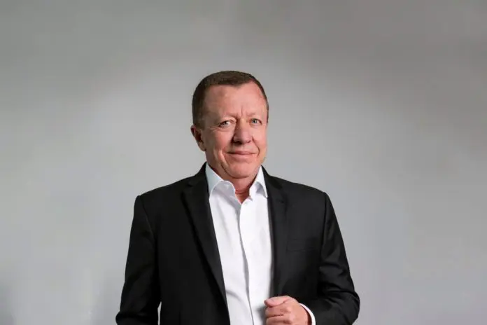 Jarbas Júnior, diretor-executivo dos segmentos MICE e Lazer da Agaxtur Crédito: Divulgação/Agaxtur Jarbas Júnior, diretor-executivo dos segmentos MICE e Lazer da Agaxtur Crédito: Divulgação/Agaxtur