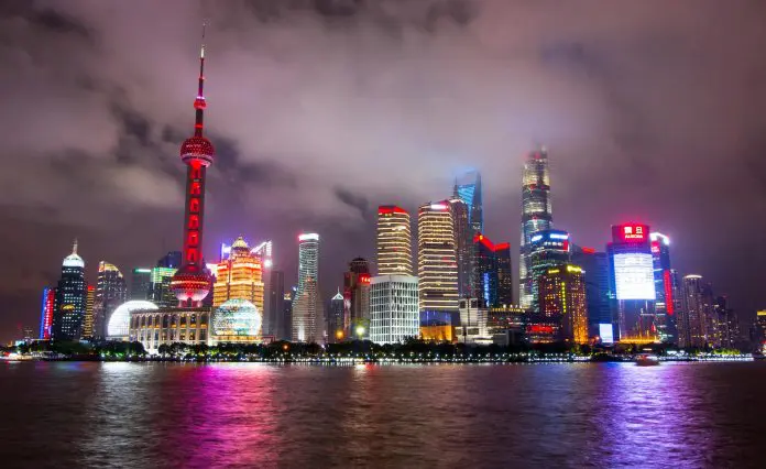 China estende até dezembro de 2026 a isenção de vistos para brasileiros em viagens de até 30 dias. Crédito: Ágoston Fung /pexels