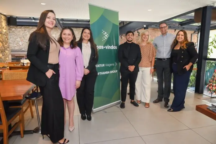 Executivos da Voetur e Lufthansa discutem avanços ambientais e governança durante encontro em São Paulo. Crédito: DIvulgação