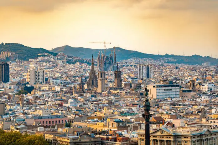 Turistas enfrentam novas regras de fronteira e taxas adicionais em viagens para a Europa a partir de 2025. Crédito: Aleksandar Pasaric/pexels Turistas enfrentam novas regras de fronteira e taxas adicionais em viagens para a Europa a partir de 2025. Crédito: Aleksandar Pasaric/pexels