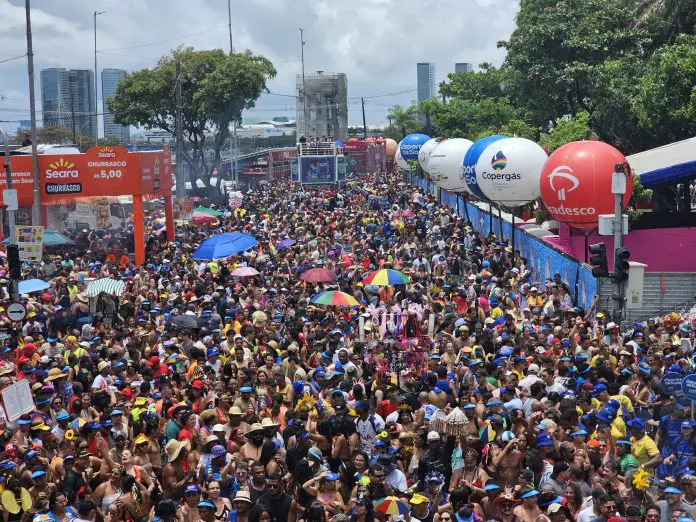 Carnaval de Pernambuco registra alta ocupação hoteleira e movimenta R$ 3,7 bilhões na economia estadual. Crédito: Kamilla Alves/Brasilturis