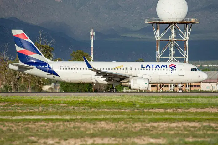 Latam amplia conectividade e movimenta quase 1 milhão de passageiros no Sul durante alta temporada. Crédito: Franco Monsalvo/pexels