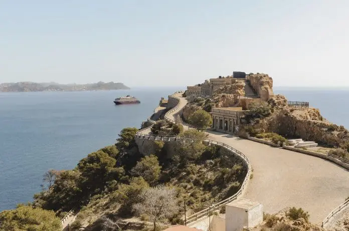 Explora II navegará pelo Mediterrâneo com novos roteiros e experiências exclusivas na temporada 2026/2027 Crédito: Divulgação / Explora Journeys