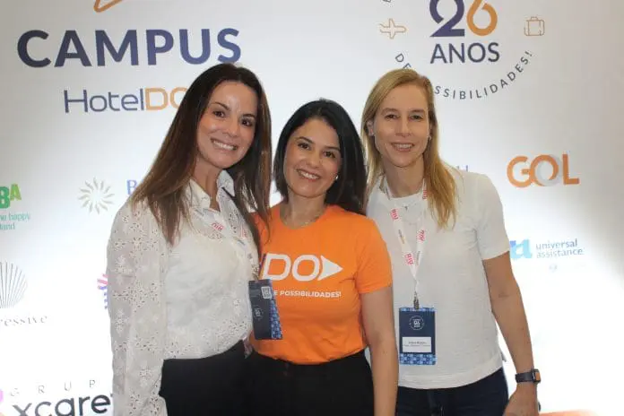 Patrícia Saraiva (Patrícia Saraiva Travel), Herika Alves (HotelDo) e Juliana Belezia (Volée Viagens e Turismo). Crédito: Maurício Herschander/ Brasilturis Patrícia Saraiva (Patrícia Saraiva Travel), Herika Alves (HotelDo) e Juliana Belezia (Volée Viagens e Turismo). Crédito: Maurício Herschander/ Brasilturis
